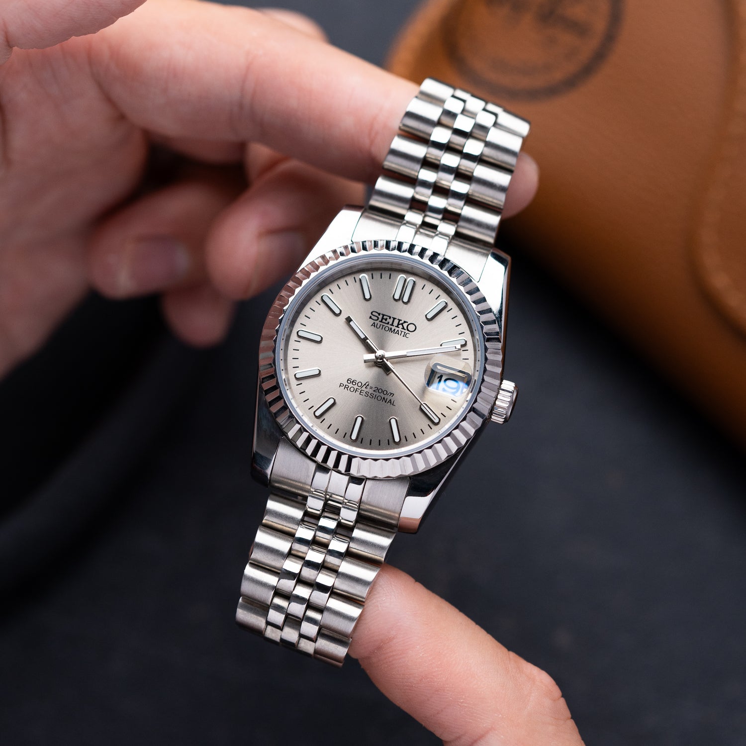 Mod Datejust Watch with Champagne Dial