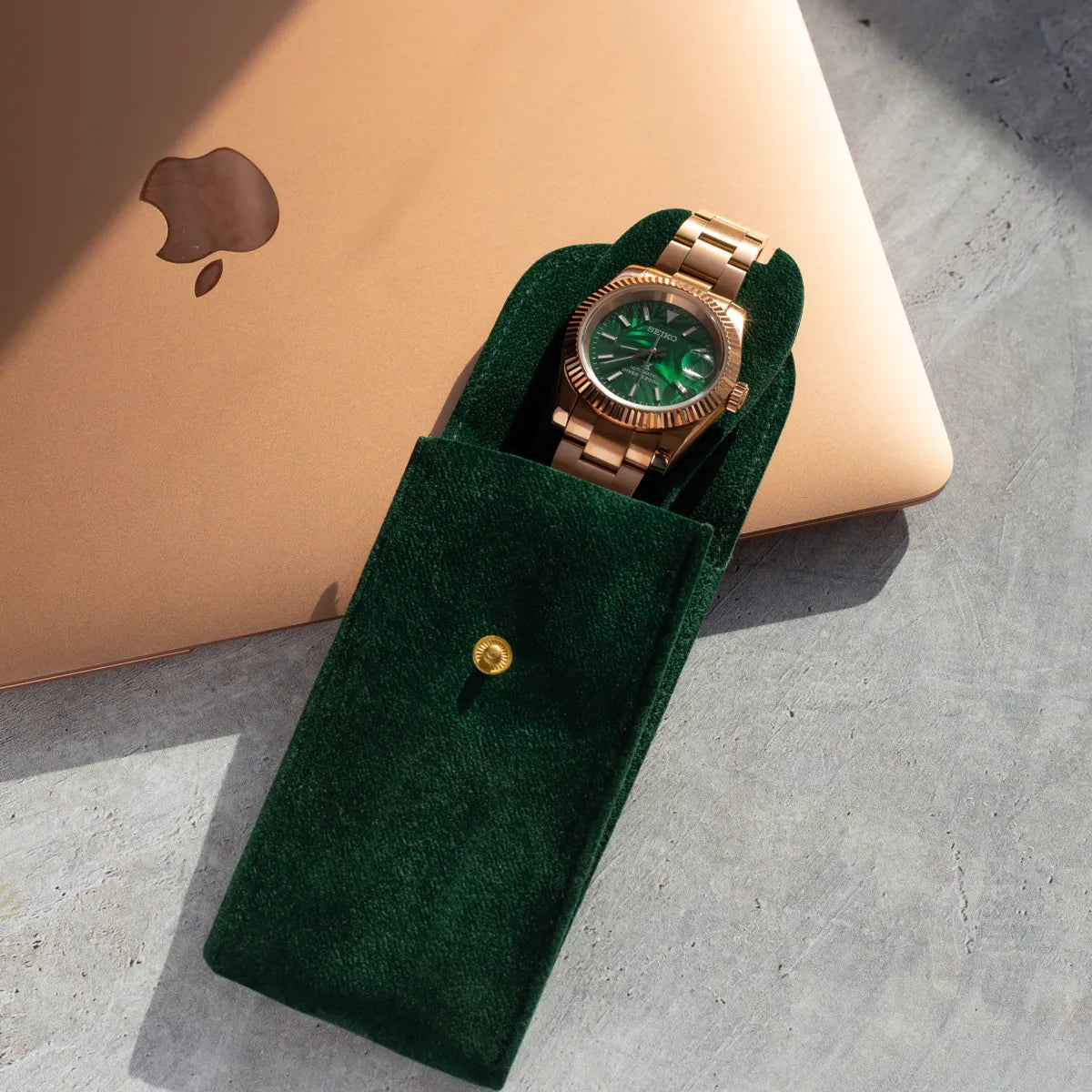 Green Velvet Watch Pouch